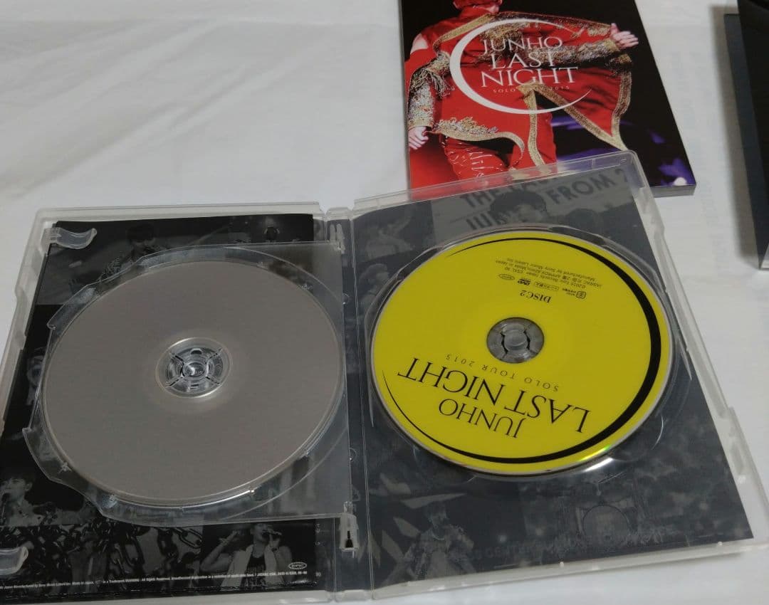 JUNHO  2015 LAST NIGHT 完全生産限定盤・2枚組
ジュノ