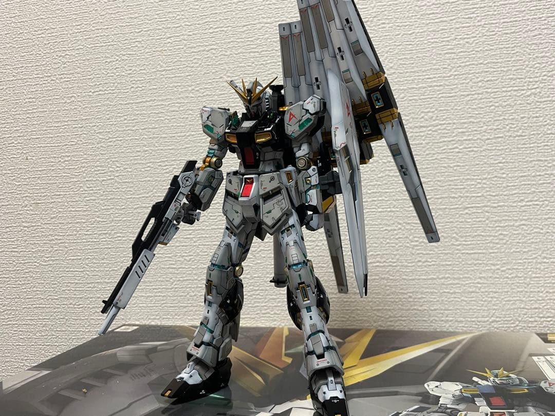 RG νガンダム 1/144 デストロイモード　ニューガンダム