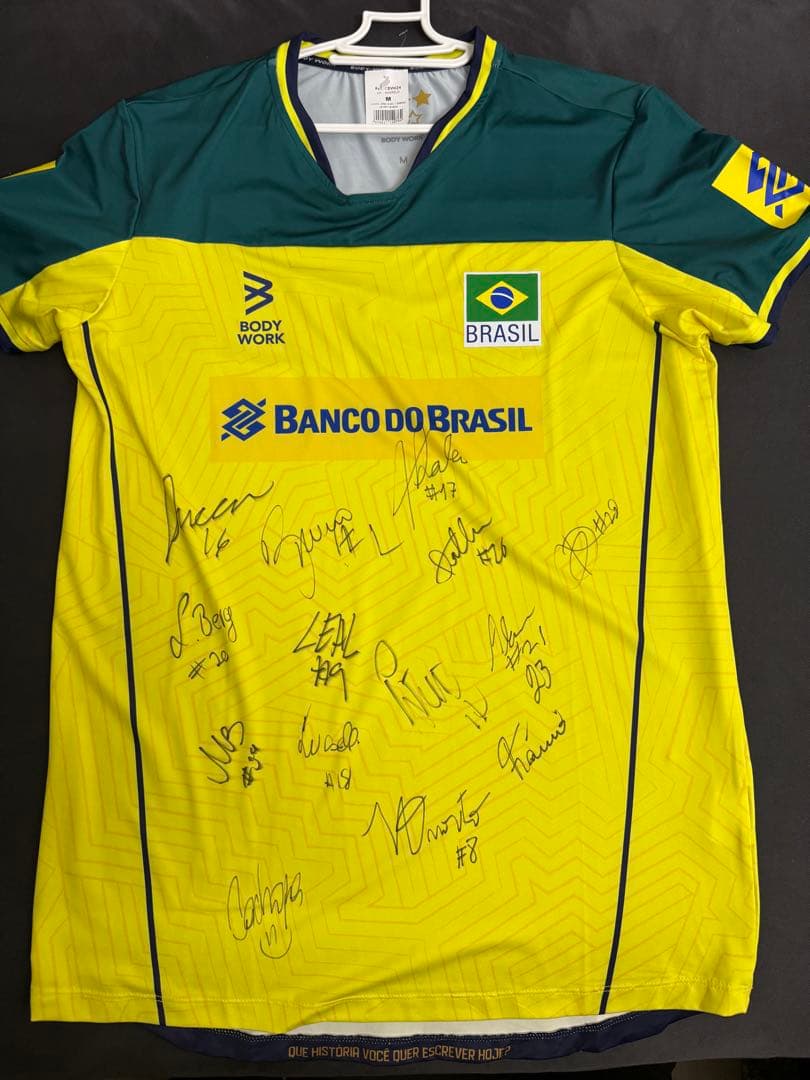 バレーボールブラジル代表 サイン入りシャツ