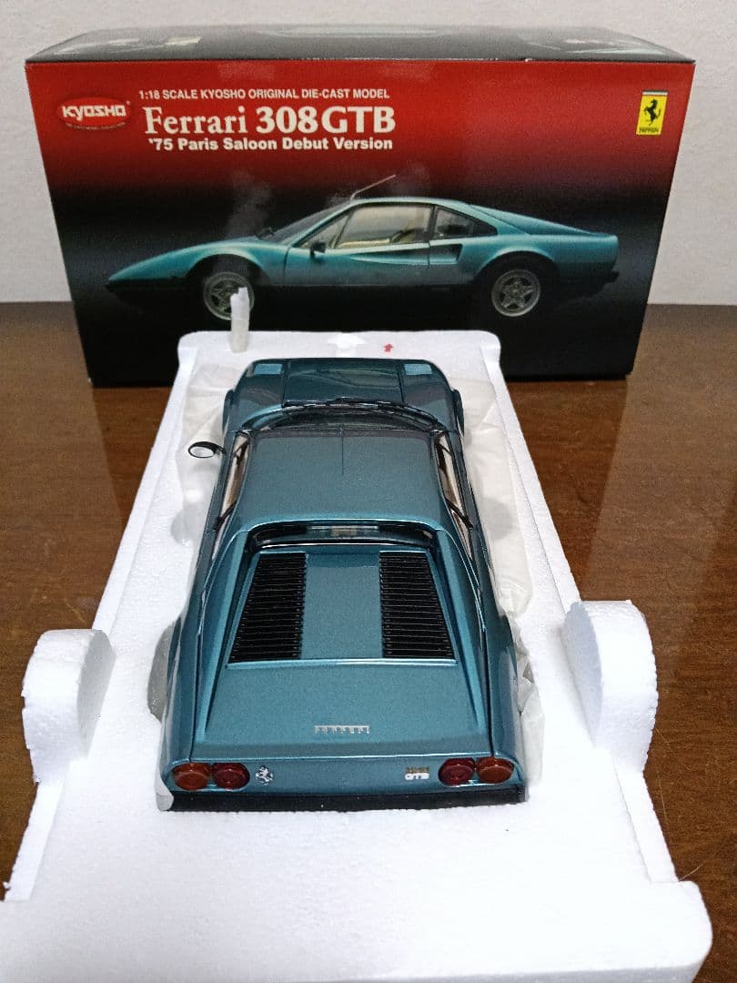 京商1/18 フェラーリ308GTB 1975 パリ・サロン・デビューバージョン